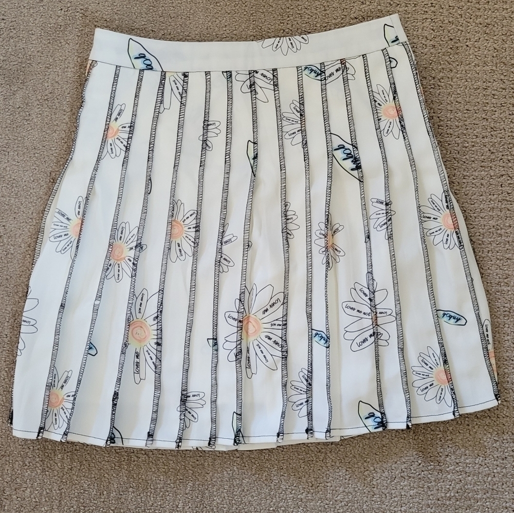 Goodbye Bread Oopsie Daisy Graphic Floral Printed Pleated High Waist Mini Skirt - Picture 9 of 13